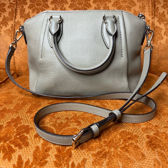 EUC Michale Kors leather crossbody in sage green - Picture 7 of 11